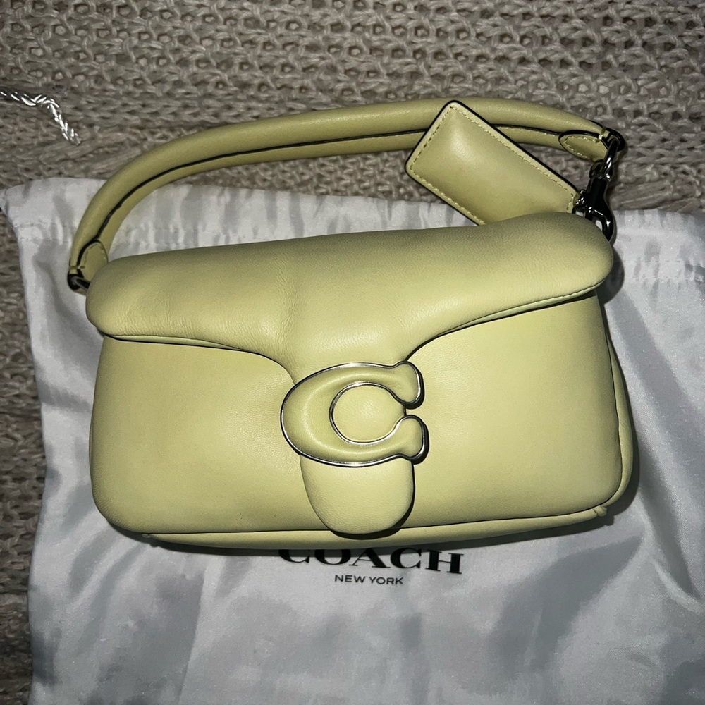 Coach pillow tabby 18 lime green